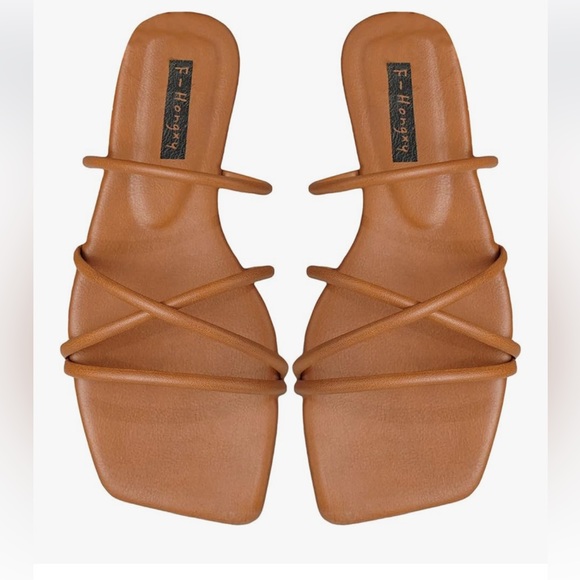 Shoes - Open Toe Slide Sandals in Tan